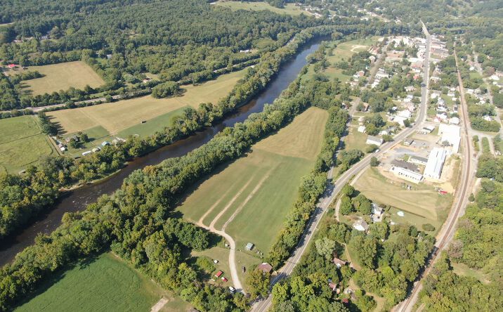 Pictures of Land property located at 19115 Main St, Buchanan, VA 24066 for sales - image #1