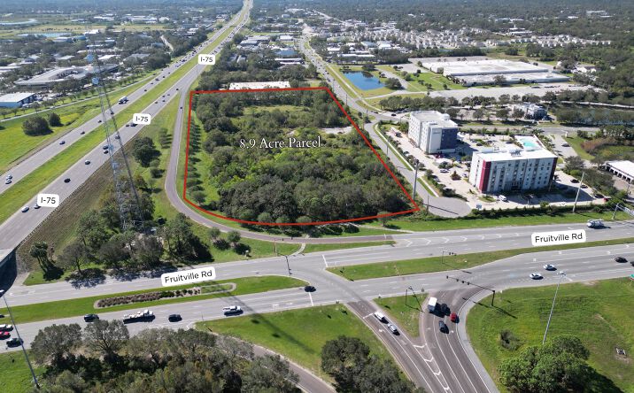 Pictures of Land property located at 95 Cattlemen Rd, Sarasota, FL 34243 for sales - image #1