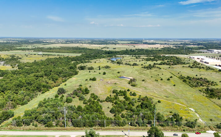 Pictures of Land, Retail property located at 1000 W 45th St, Shawnee, OK 74804 for sales - image #1