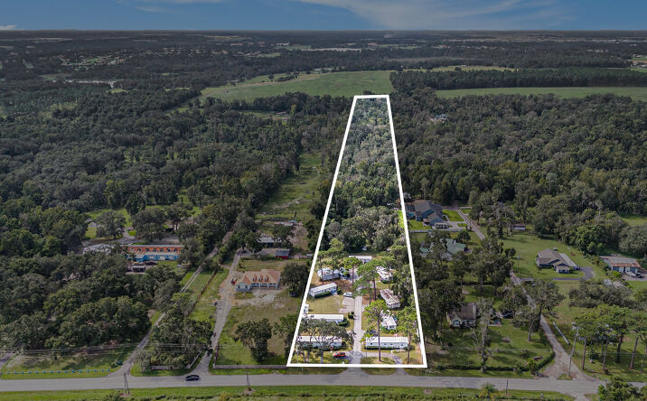 Pictures of Mobile Home Park property located at 14638 Treeleaf Ln, Dade City, FL 33525 for sales - image #1