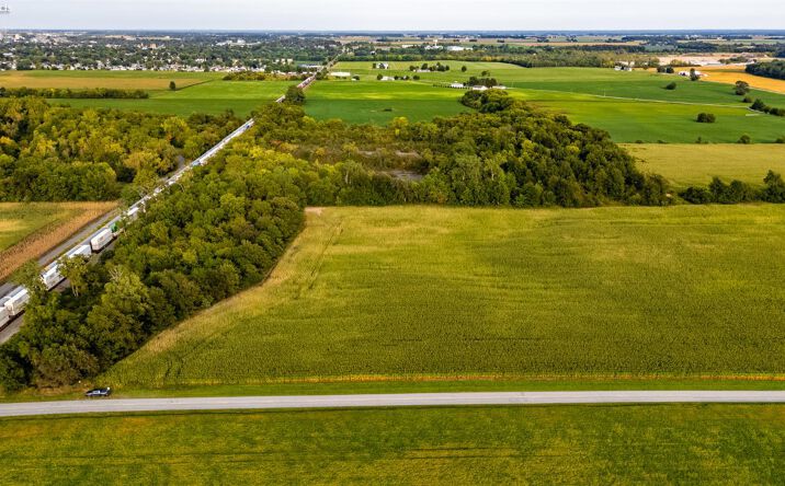 Pictures of Land property located at B County Road 302, Bellevue, OH 44811 for sales - image #1