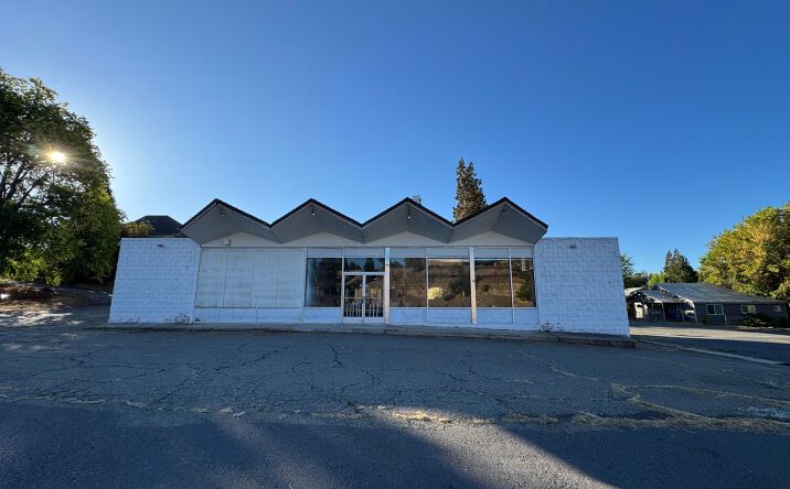 Pictures of Special Purpose property located at 43107 State Highway 299e, Fall River Mills, CA 96028 for sales - image #1