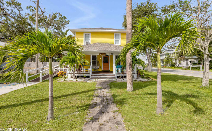 Pictures of Multifamily, Mixed Use property located at 200 Live Oak Street, New Smyrna Beach, FL 32168 for sales - image #1