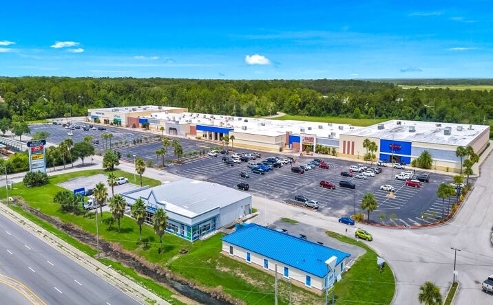 Pictures of Retail property located at 400 N STATE ROAD 19, PALATKA, FL, Palatka, FL 32177 for sales - image #1