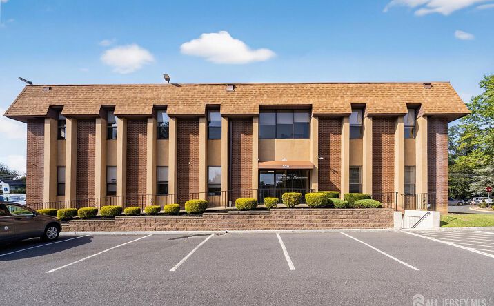 Pictures of Office property located at 228 SE State Route 34 Corner, Old Bridge, NJ 07747 for sales - image #1