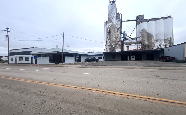 Pictures of Hospitality, Retail property located at 32 3rd St NE, Minot, ND 58703 for sales - image #1