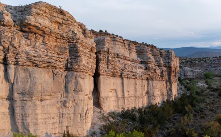 Pictures of Land property located at 252 County Road 156, Abiquiú, NM 87510 for sales - image #1