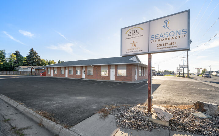 Pictures of Office property located at 1730 Sabin Dr, Ammon, ID 83406 for sales - image #1