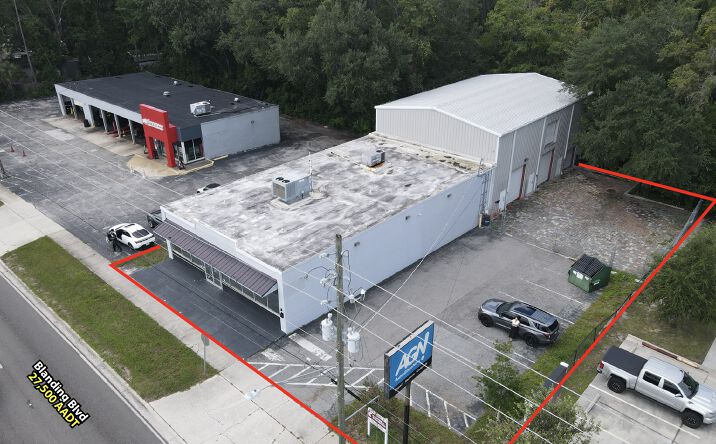 Pictures of Industrial, Mixed Use, Office, Retail property located at 4680 Blanding Blvd, Jacksonville, FL 32210 for sales - image #1