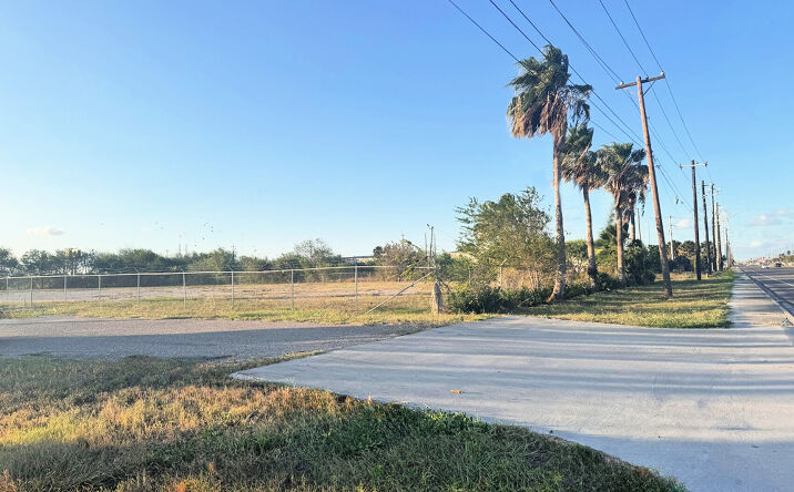 Pictures of Land property located at 6161 Ayers St, Corpus Christi, TX 78415 for sales - image #1