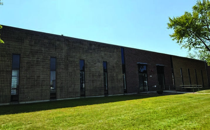 Pictures of Industrial property located at 3701 Illinois Ave, St. Charles, IL 60174 for sales - image #1