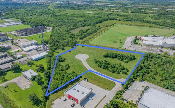 Pictures of Land property located at 14050 Galveston Rd, Houston, TX 77062 for sales - image #1