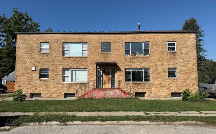 Pictures of Multifamily property located at 416 Michigan St, Storm Lake, IA 50588 for sales - image #1