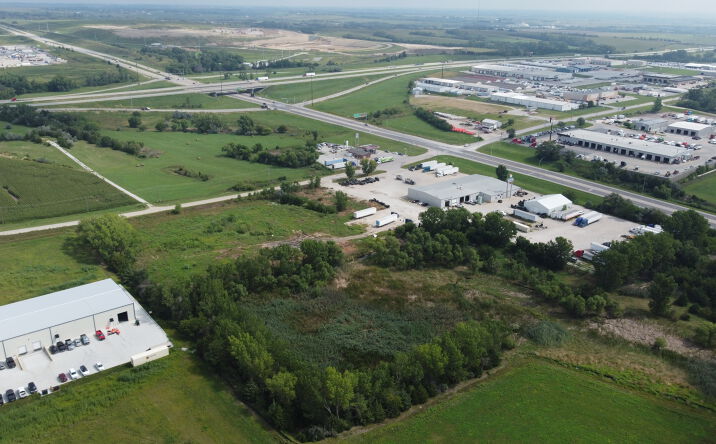 Pictures of Industrial property located at 5535 Arbor Road, Lincoln, NE 68514 for sales - image #1