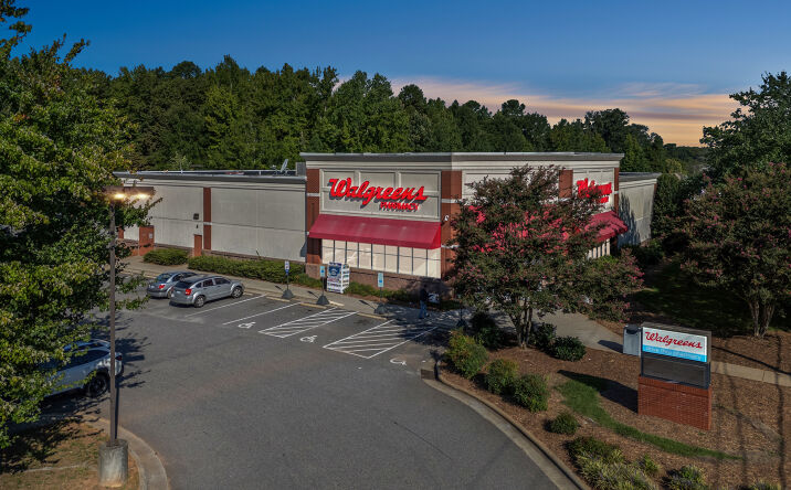 Pictures of Retail property located at 533 N Main St, Troutman, NC 28166 for sales - image #1