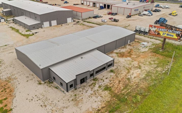 Pictures of Industrial property located at 40 Stone Creek Dr, Strafford, MO 65757 for sales - image #1