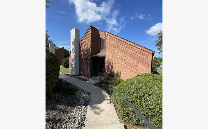 Pictures of Office property located at 1220 Valley Forge Rd, Phoenixville, PA 19460 for sales - image #1