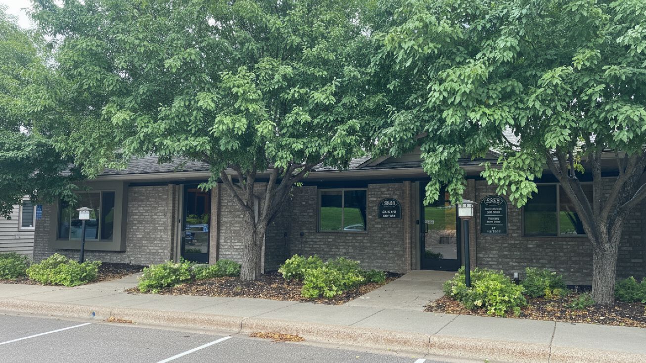 3252 Rice St, Saint Paul, MN 55126 | Crexi.com