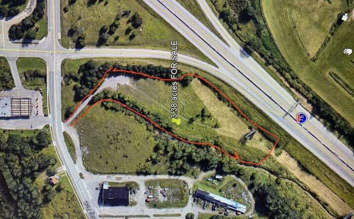Pictures of Land property located at 901 W Easterday Ave, Sault Ste Marie, MI 49783 for sales - image #1