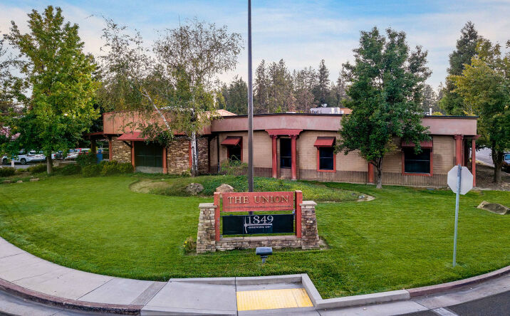 Pictures of Retail, Office property located at 464 Sutton Way, Grass Valley, CA 95945 for sales - image #1