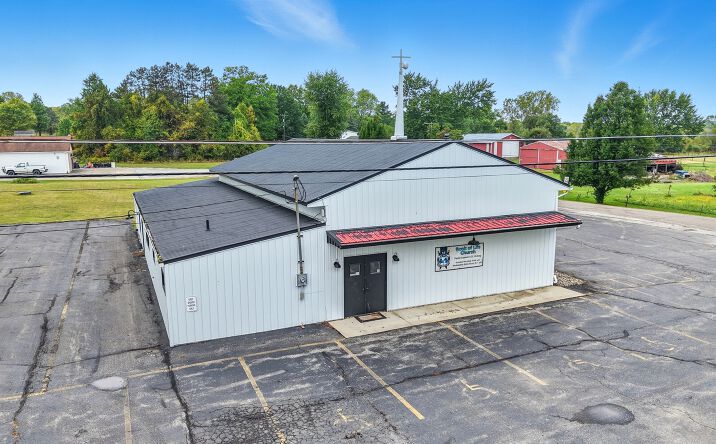 Pictures of Office property located at 1400 Paradise View, Mansfield, OH 44905 for sales - image #1