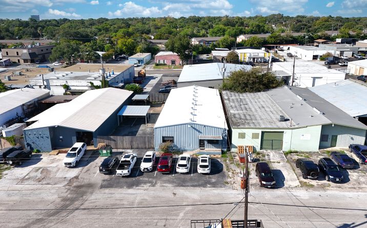 Pictures of Industrial, Office property located at 106 W Turbo Dr, San Antonio, TX 78216 for sales - image #1