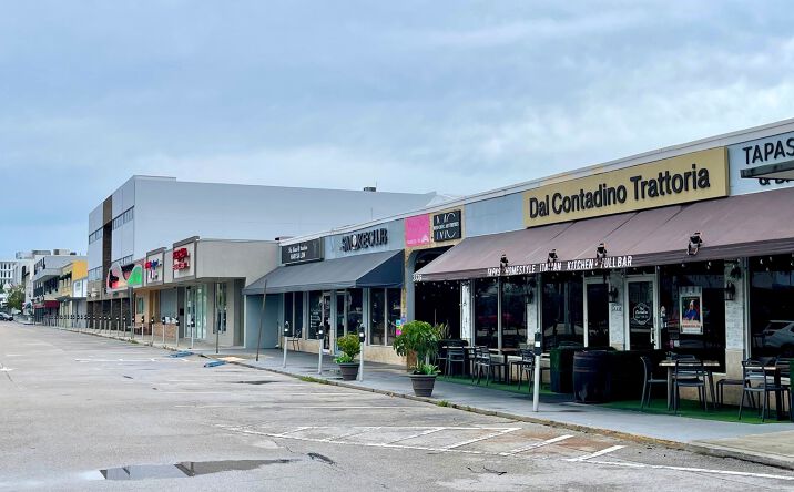Pictures of Office, Retail property located at 2769-2775 E Oakland Park Blvd, Fort Lauderdale, FL 33306 for sales - image #1