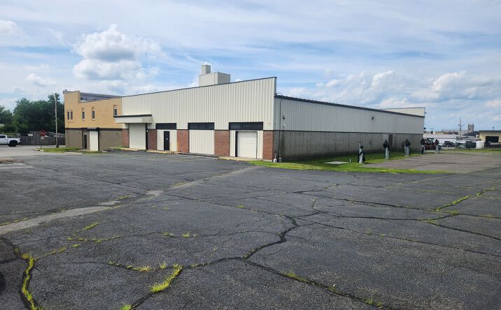 Pictures of Retail, Mixed Use property located at 2600 6th Ave, Troy, NY 12180 for sales - image #1