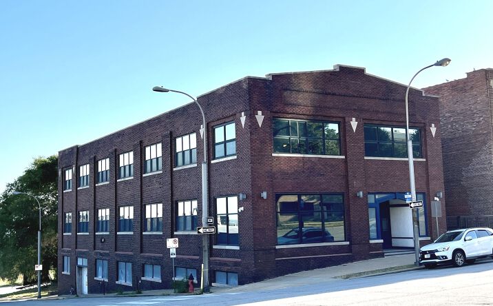 Pictures of Office property located at 400 Admiral Blvd, Kansas City, MO 64106 for sales - image #1