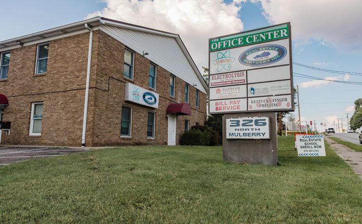 Pictures of Mixed Use, Office property located at 326 N Mulberry St, Elizabethtown, KY 42701 for sales - image #1