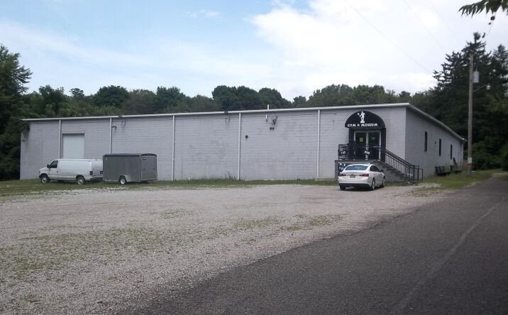 Pictures of Special Purpose property located at 7084 Newark Road, Mount Vernon, OH 43050 for sales - image #1
