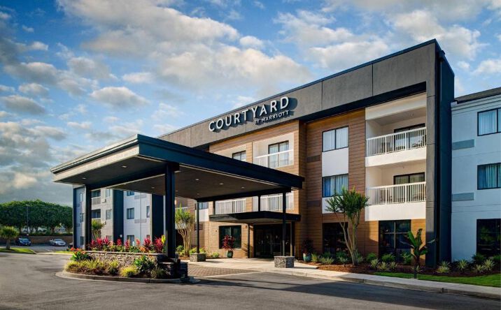 Pictures of Hospitality property located at 111 Gateway Corporate Blvd, Columbia, SC 29203 for sales - image #1
