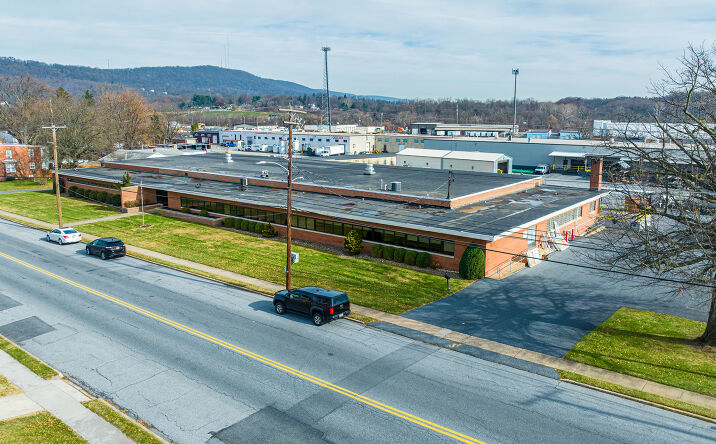 Pictures of Industrial property located at 4115 N. 6th Street, Harrisburg, PA 17110 for sales - image #1