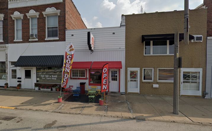 Pictures of Office, Retail property located at 234 E Main St, Knoxville, IL 61448 for sales - image #1
