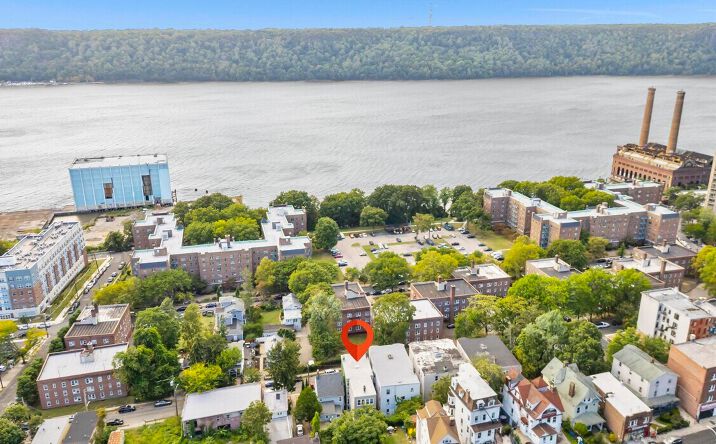 Pictures of Multifamily property located at 288 Woodworth Ave, Yonkers, NY 10701 for sales - image #1