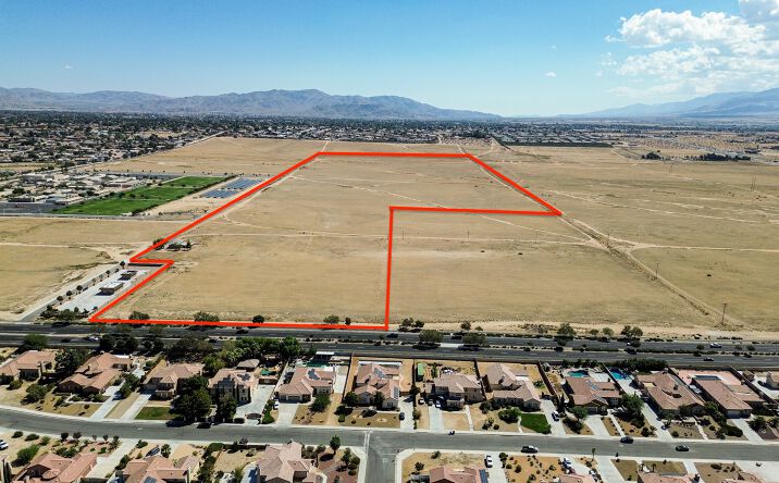 Pictures of Land property located at 0 Apple Valley Rd., Apple Valley, CA 92308 for sales - image #1