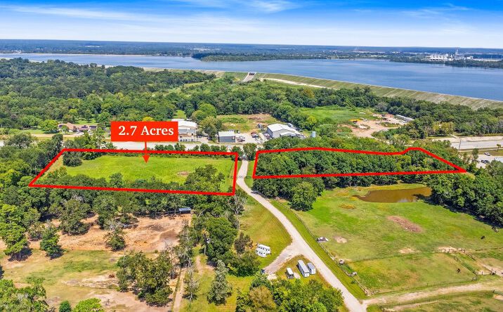 Pictures of Land property located at 12595 FM 1097, Willis, TX 77378 for sales - image #1