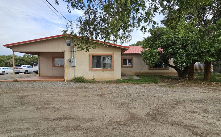 Pictures of Land property located at 3660 US 64, Waterflow, NM 87421 for sales - image #1