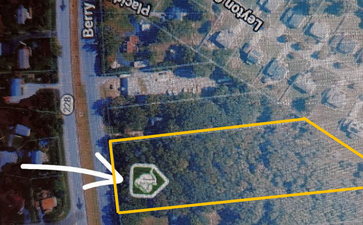 Pictures of Land property located at 10515 Berry Road, Waldorf, MD 20603 for sales - image #1