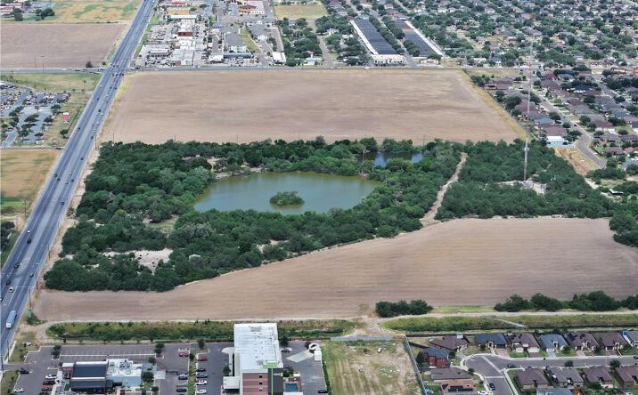 Pictures of Land property located at 1013 W Trenton Road NE, Edinburg, TX 78552 for sales - image #1