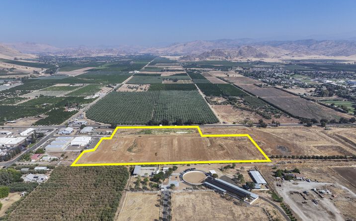 Pictures of Industrial, Land property located at W. Naranjo Blvd., Woodlake, CA 93286 for sales - image #1