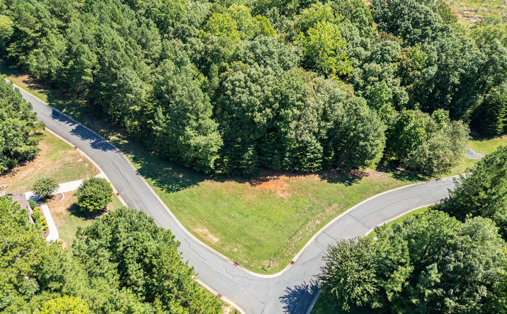 Pictures of Land property located at 3000 Ashwood Park Dr, Belmont, NC 28012 for sales - image #1