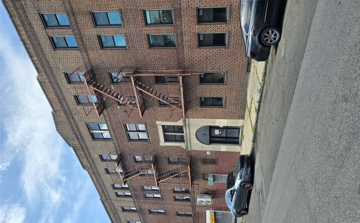 Pictures of Multifamily property located at 145 W Sidney Avenue, Mount Vernon, NY 10550 for sales - image #1