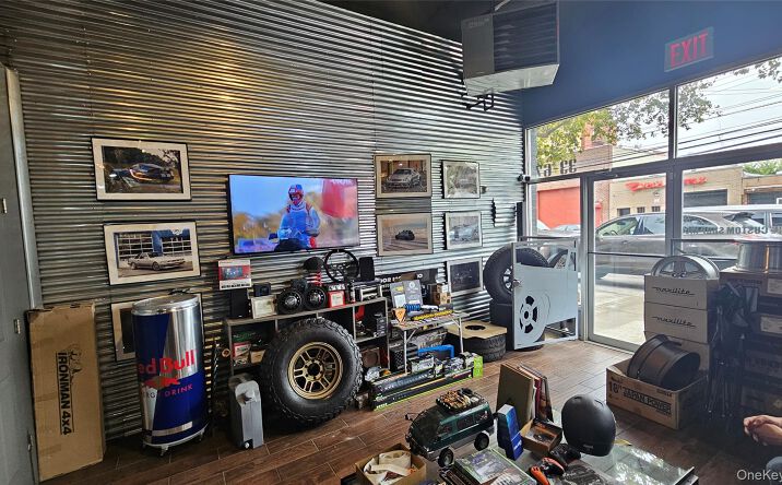 Pictures of Retail property located at 33-67 11th Street, New York, NY 11106 for sales - image #1