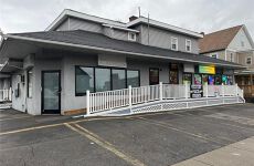 27208442