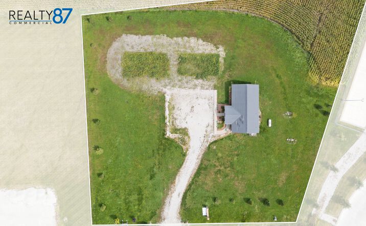 Pictures of Industrial property located at 5358 Hutton Dr, Urbana, IA 52345 for sales - image #1