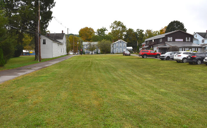 Pictures of Land property located at 427 Main Street, Saegertown, PA 16433 for sales - image #1