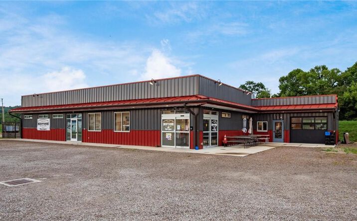 Pictures of Retail, Business for Sale property located at 34 Potters Ln, Roseville, OH 43777 for sales - image #1