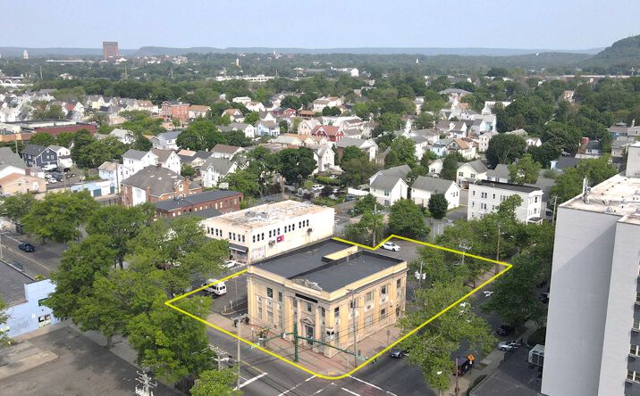 Pictures of Office, Retail property located at 215 Grand Ave, New Haven, CT 06513 for sales - image #1