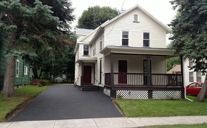 Pictures of Multifamily property located at 203 Sanford, Rochester, NY 14620 for sales - image #1